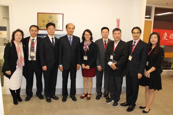 罗林泉总领事与8868体育（中国）官方网站代表团、孔院院长合影留念.JPG